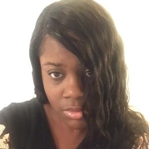 Meet your Posher, Donyelle